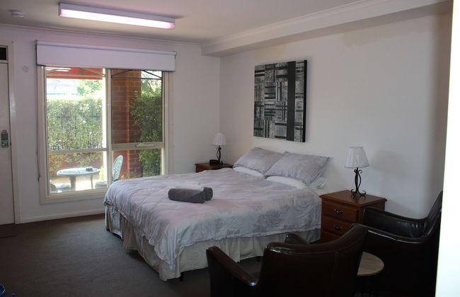 Box Hill Studios at Canterbury Gardens - Photo 5