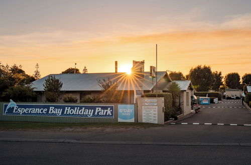 Photo 1 - Esperance Bay Holiday Park