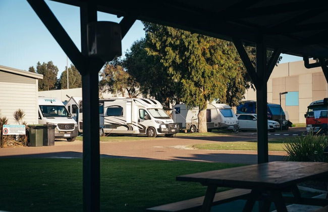 Esperance Bay Holiday Park - Photo 75