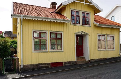 Foto 1 - 2 Person Holiday Home in Lysekil