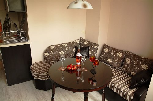 Foto 7 - Cozy Apartment near Varna Sea Garden