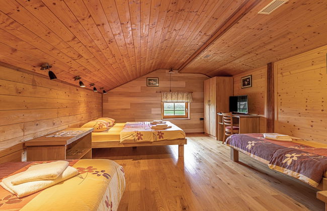 House Na Meji With Sauna - Photo 2