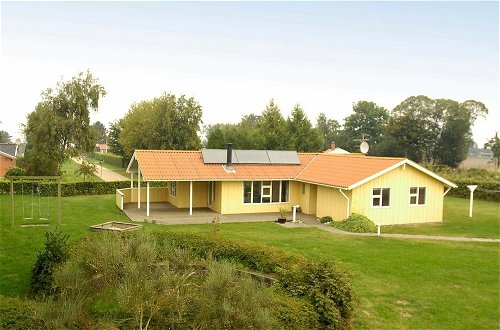 Photo 18 - 8 Person Holiday Home in Nordborg