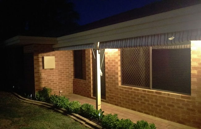 The Quiet Family Getaway In Bassendean - Photo 13