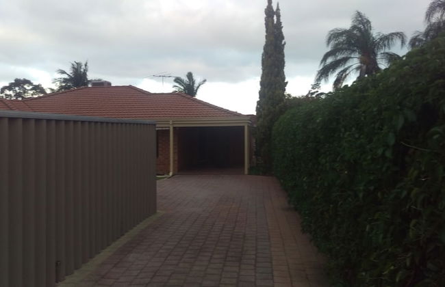 The Quiet Family Getaway In Bassendean - Photo 12