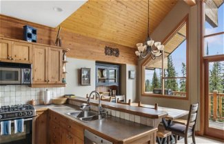 Foto 1 - Coyote Creek - Large Ski In/Ski Out Chalet with Amazing Views & Private Hot Tub