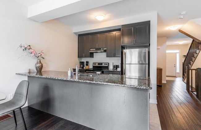 Lakeshore 3BR 2 5BA Townhome 1 min to the Beach - Foto 30