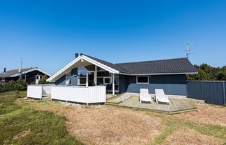 Photo 1 - 6 Person Holiday Home in Hvide Sande