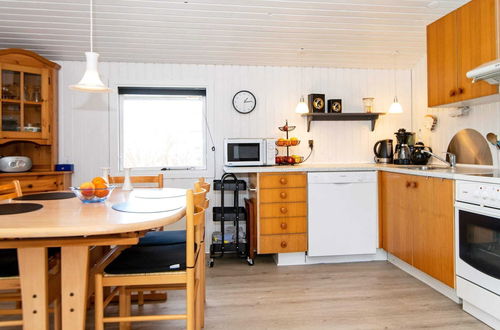 Photo 4 - 4 Person Holiday Home in Toftlund