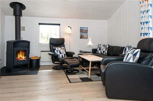 Foto 10 - 4 Person Holiday Home in Toftlund