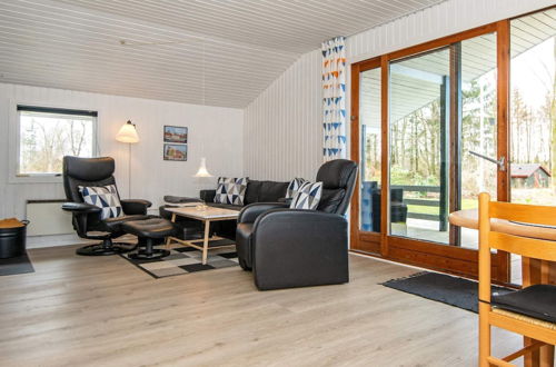 Photo 11 - 4 Person Holiday Home in Toftlund