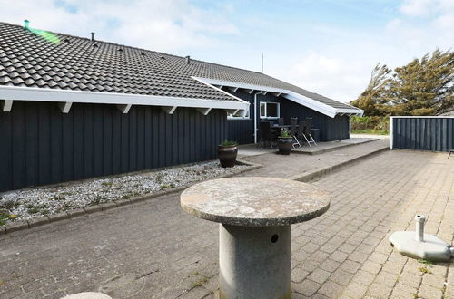 Photo 23 - 10 Person Holiday Home in Lokken