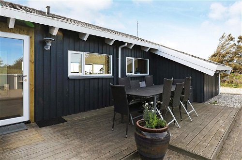 Photo 25 - 10 Person Holiday Home in Lokken