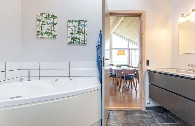 8 Person Holiday Home in Bogense - Foto 16