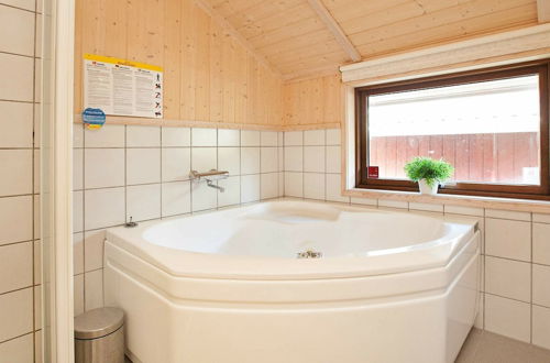 Photo 2 - 6 Person Holiday Home in Slagelse