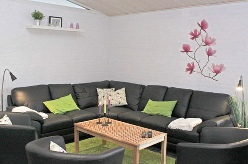 Photo 11 - 10 Person Holiday Home in Blavand