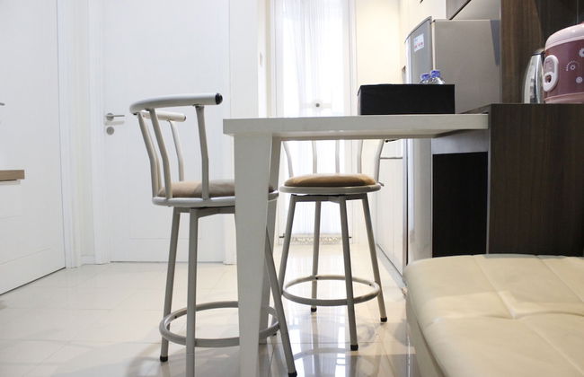 2BR Apartment at Parahyangan Residence with Mountain View - Foto 8