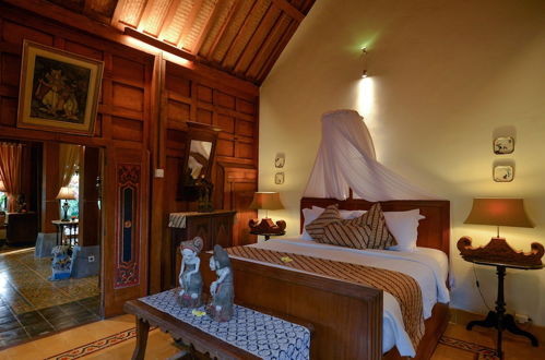 Photo 2 - Ubud Syailendra Villas