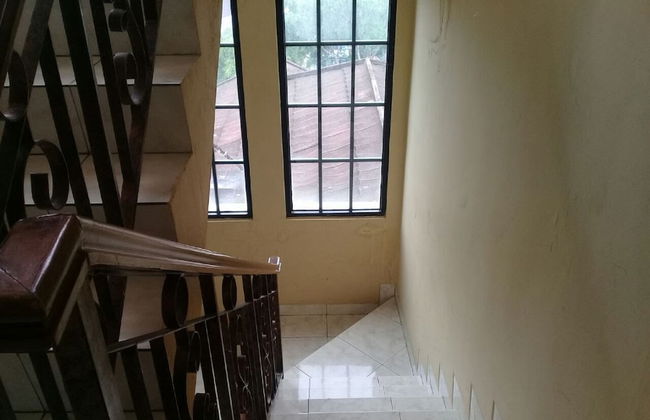 Villa Kota Bunga Vinca - Foto 23