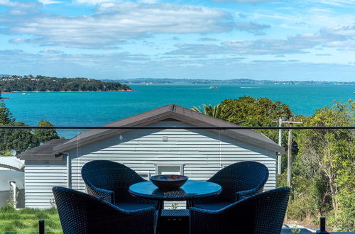 Photo 17 - Luna Cottage - Ocean Views on Waiheke