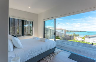 Photo 3 - Luna Cottage - Ocean Views on Waiheke