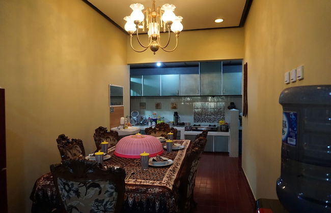 Kanti Kinasih Homestay by The Grand Java - Foto 6