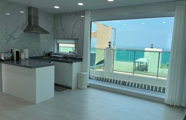 Lim Sea Side Poolvilla Pension - Photo 37