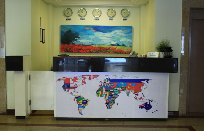 Royal Residence Hotel - Photo 2