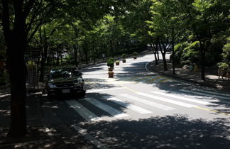 Photo 2 - Spacious Apartment in Central Seoul