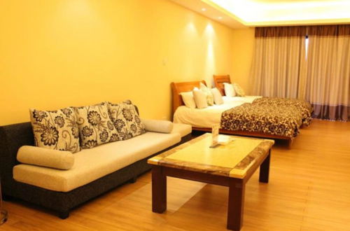 Photo 4 - Huidong Seaside Apartment