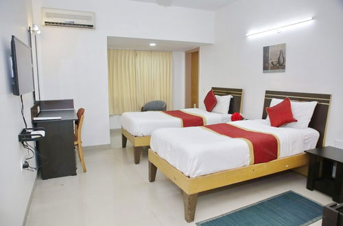 Photo 9 - SmartStay Service Apartment