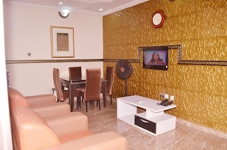 Foto 13 - Immaculate 2-bed Apartment in Idimu
