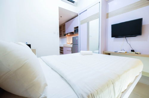 Photo 18 - Cozy Studio Tree Park Apartment near BSD City