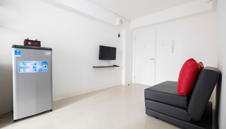 Photo 1 - Simple & Cozy 1BR @ Bassura Apartment Near to Bassura City Mall