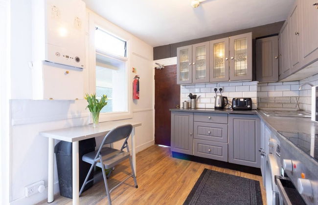 Authentic London - Four Bedroom Victorian House - Foto 10