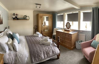 Photo 3 - Stunning Two Bedroom Cottage in Honley