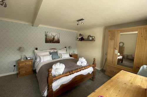 Photo 7 - Stunning Two Bedroom Cottage in Honley