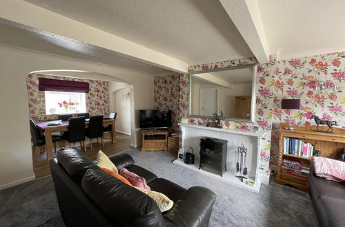 Photo 23 - Stunning Two Bedroom Cottage in Honley