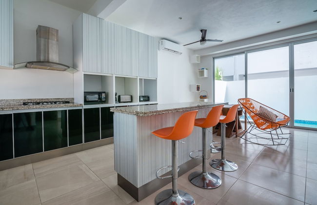 House in Cancun Near to the Airport, in a Family Neighborhood - Photo 9