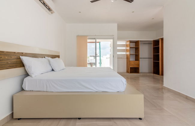 House in Cancun Near to the Airport, in a Family Neighborhood - Photo 4