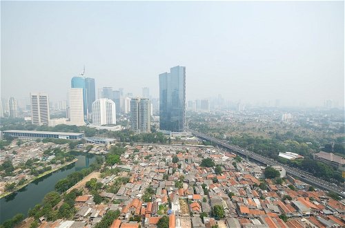 Foto 24 - Great Choice and Strategic 1BR Apartment at Thamrin Residence