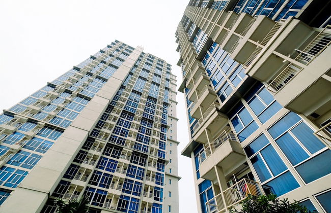Best Emerald Studio Room Apartment at Capitol Park Residence - Foto 26