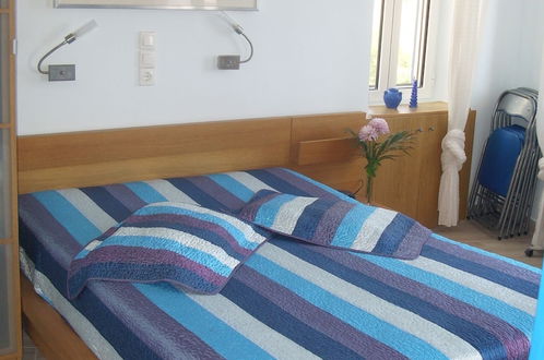 Foto 2 - Alkistis Cozy By The Beach Apt. In Ikaria Island, Therma 1st Floor