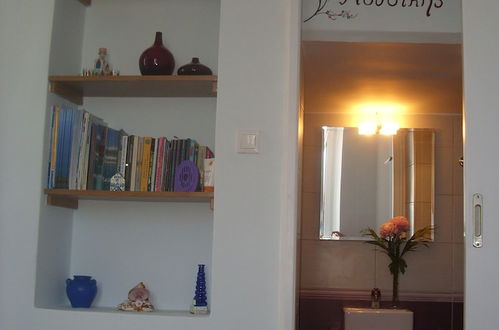 Foto 14 - Alkistis Cozy By The Beach Apt. In Ikaria Island, Therma 1st Floor