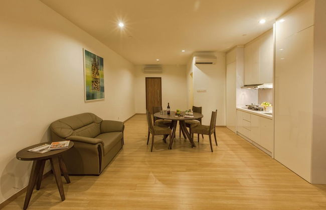 Luxfort 118 Service Suites - Photo 18
