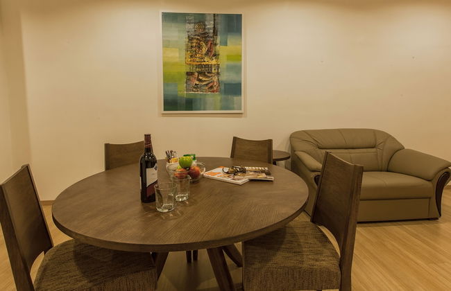 Luxfort 118 Service Suites - Photo 17