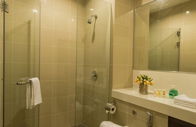 Luxfort 118 Service Suites - Photo 23