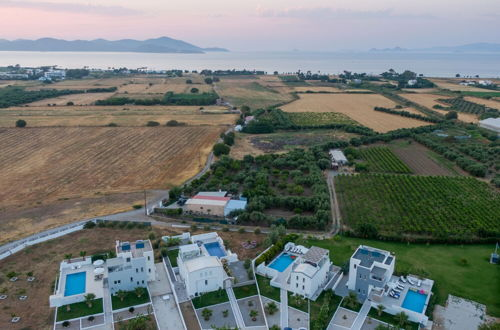 Foto 32 - Xenos Villa 4 - Luxury Villa With Private Swimming Pool Near The Sea