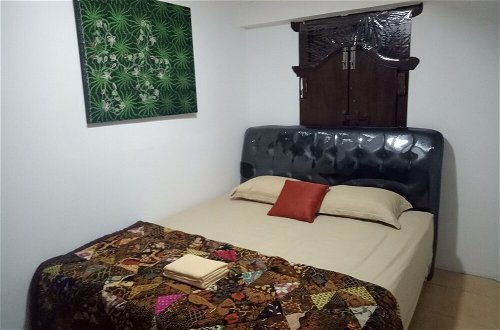 Photo 5 - T-Rooms Homestay Bandara