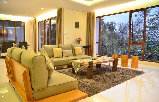 Ohara City View 5BR Villa with a Heated Pool - Foto 1